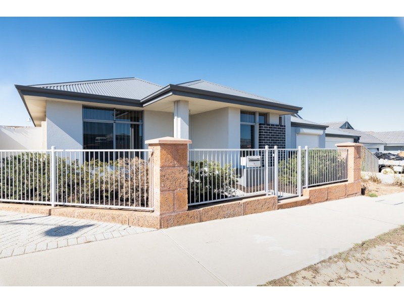 38 Elderiana Link, Banksia Grove WA 6031