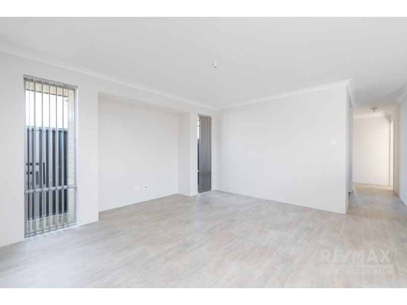 38 Elderiana Link, Banksia Grove WA 6031