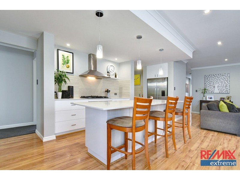 38 Perkins Drive, Clarkson WA 6030