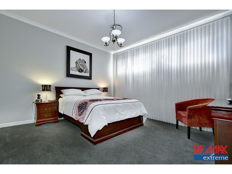 38 Perkins Drive, Clarkson WA 6030