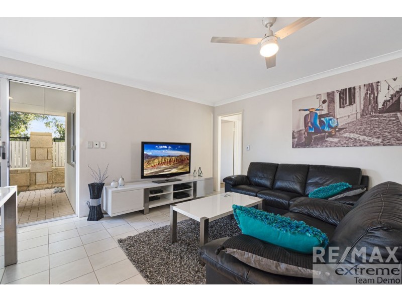 11/15 Crosthwait Circle, Tapping WA 6065