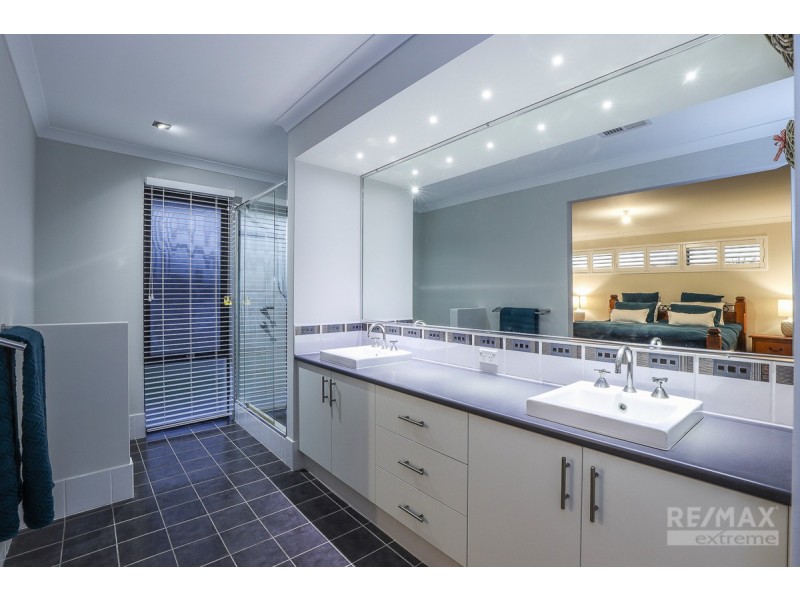 194 Lagoon Drive, Yanchep WA 6035