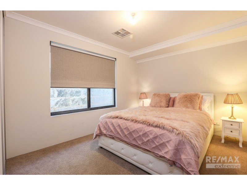 194 Lagoon Drive, Yanchep WA 6035