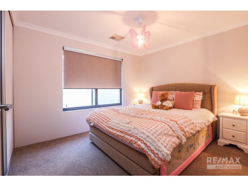 194 Lagoon Drive, Yanchep WA 6035