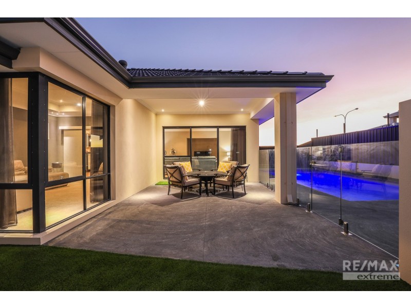 194 Lagoon Drive, Yanchep WA 6035