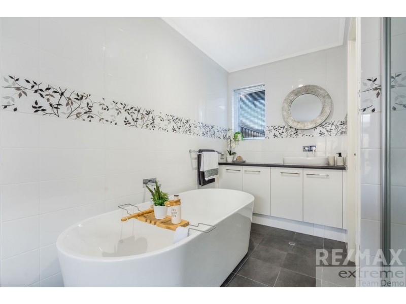 53 Roccella Loop, Ashby WA 6065