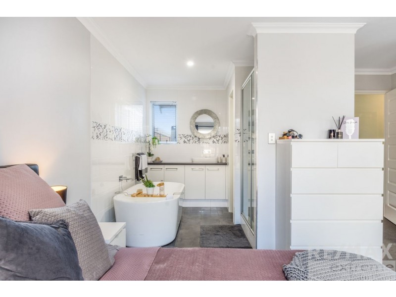 53 Roccella Loop, Ashby WA 6065