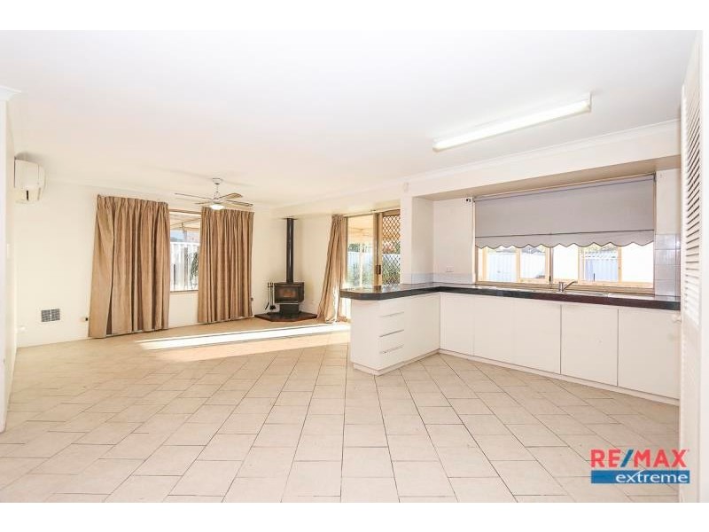 23 Salmon Gum Grove, Beechboro WA 6063