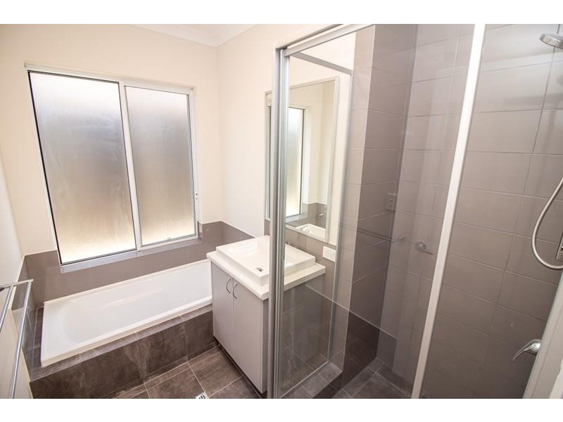 7 Lambent Road, Eglinton WA 6034