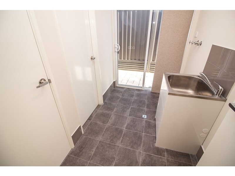 7 Lambent Road, Eglinton WA 6034