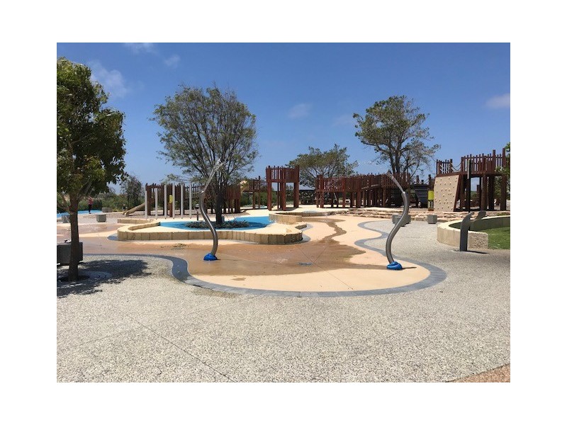 7 Lambent Road, Eglinton WA 6034