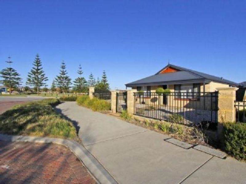 10 Ashcott Gate, Butler WA 6036