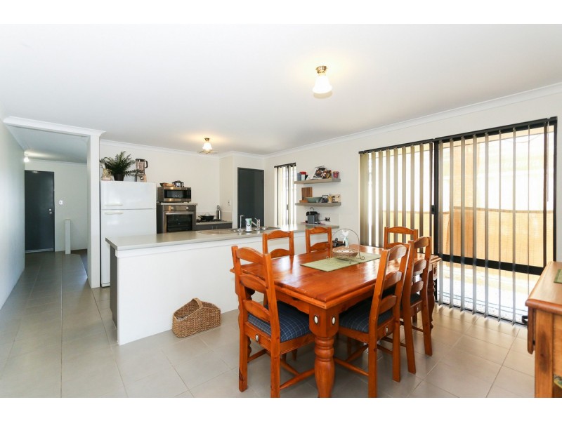 32 Finglas Meander, Butler WA 6036