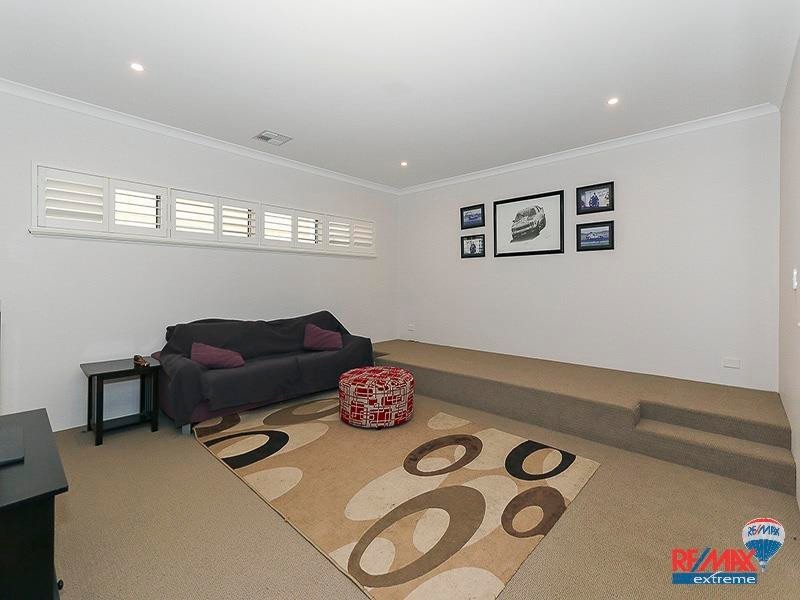 4 Chine Way, Alkimos WA 6038