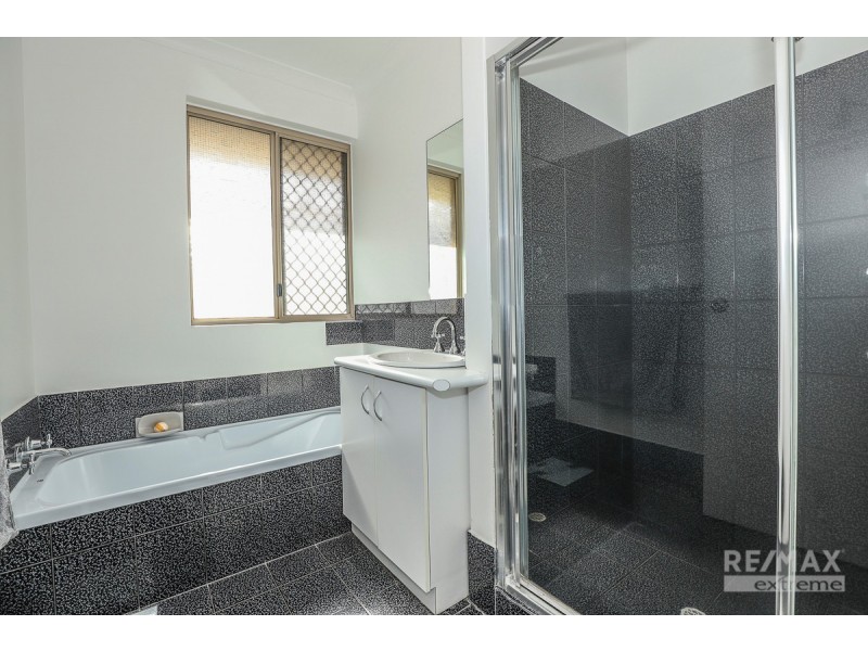 10 Highlander Place, Currambine WA 6028