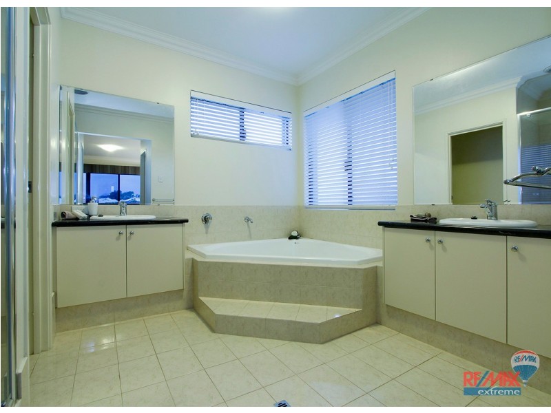 113 Delgado Parade, Iluka WA 6028