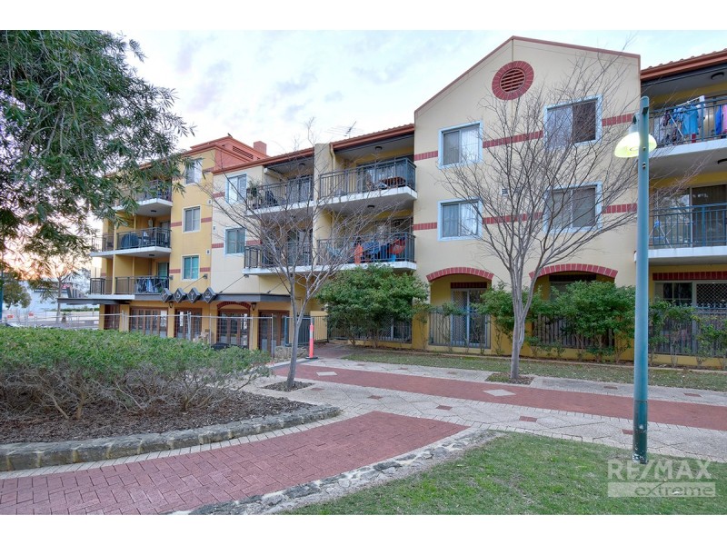 45/167 Grand Boulevard, Joondalup WA 6027