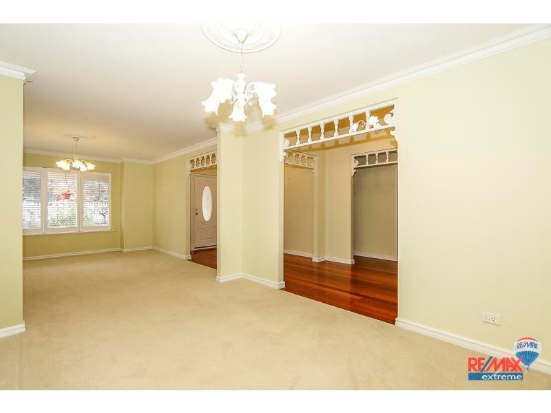 8 Kuta Circuit, Iluka WA 6028