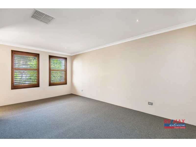 164 St Stephens Crescent, Tapping WA 6065