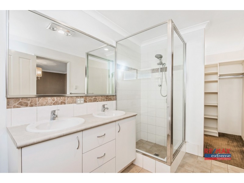 164 St Stephens Crescent, Tapping WA 6065
