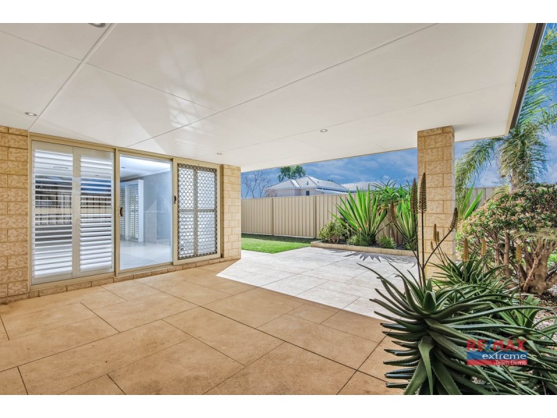 164 St Stephens Crescent, Tapping WA 6065