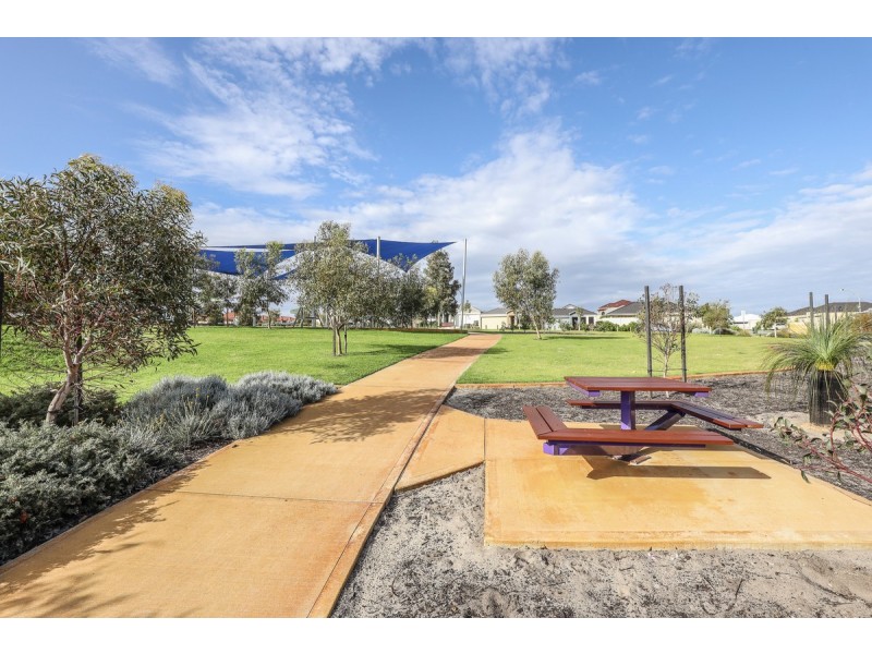 49B Matta Way, Pearsall WA 6065