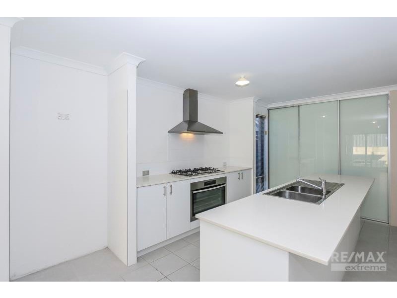 48 Leschenault Loop, Banksia Grove WA 6031