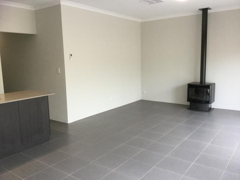 24 Cerise Lane, Eglinton WA 6034