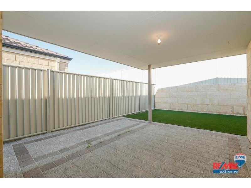 9 Dolphin Drive, Alkimos WA 6038