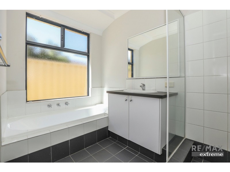 6 Leyland Road, Butler WA 6036