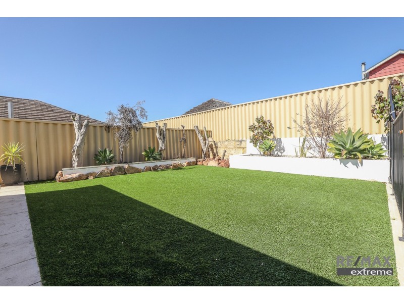 6 Leyland Road, Butler WA 6036