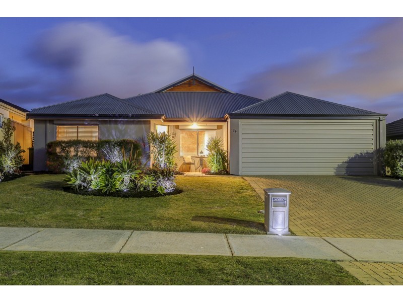 24 Landbeach Boulevard, Butler WA 6036