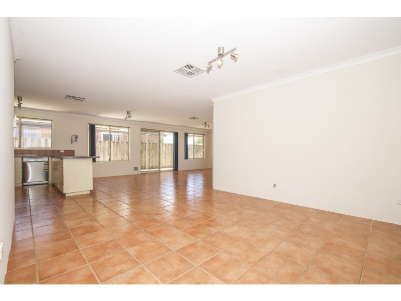 5 Sprigg Pass, Clarkson WA 6030