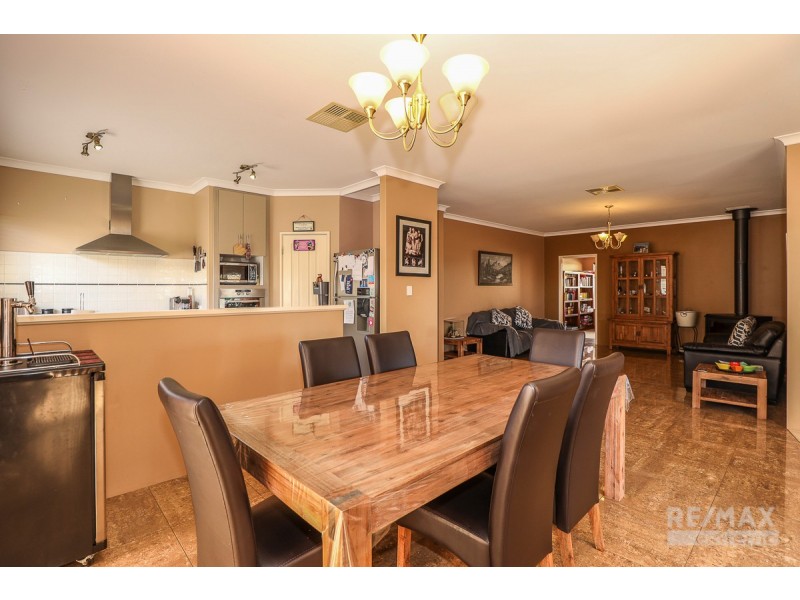 12 Frangista Road, Butler WA 6036