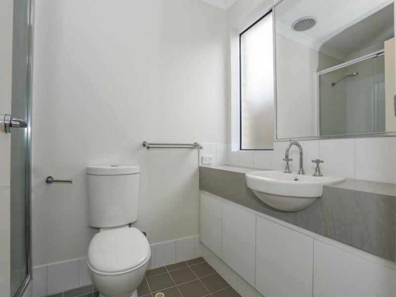 26 Hollyford Parade, Butler WA 6036