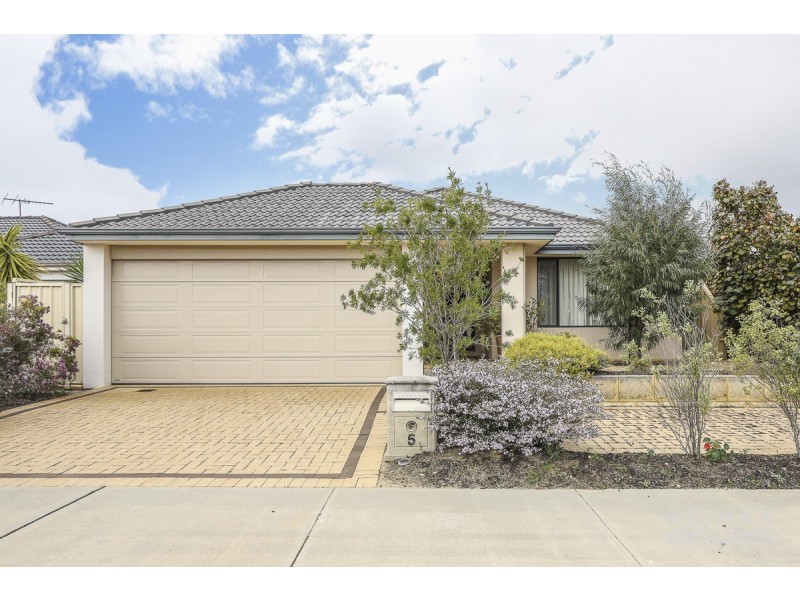 5 Baldwin Link, Butler WA 6036