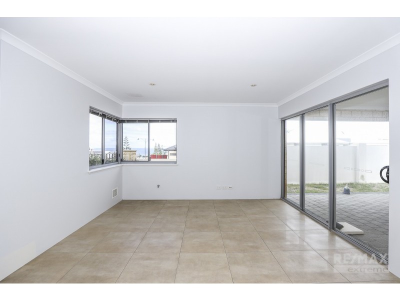 82 Jindalee Boulevard, Jindalee WA 6036