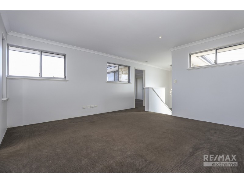 82 Jindalee Boulevard, Jindalee WA 6036