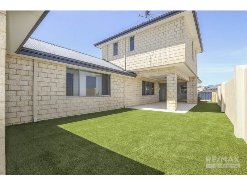 82 Jindalee Boulevard, Jindalee WA 6036