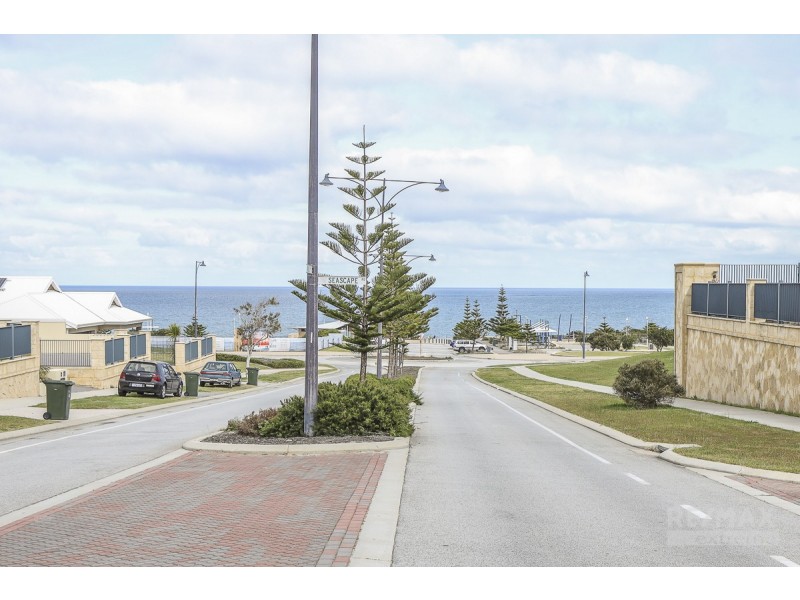 82 Jindalee Boulevard, Jindalee WA 6036