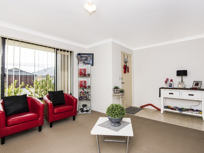 11 Nerium Way, Sinagra WA 6065