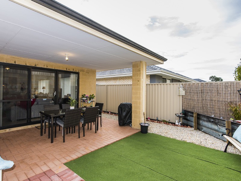 11 Nerium Way, Sinagra WA 6065