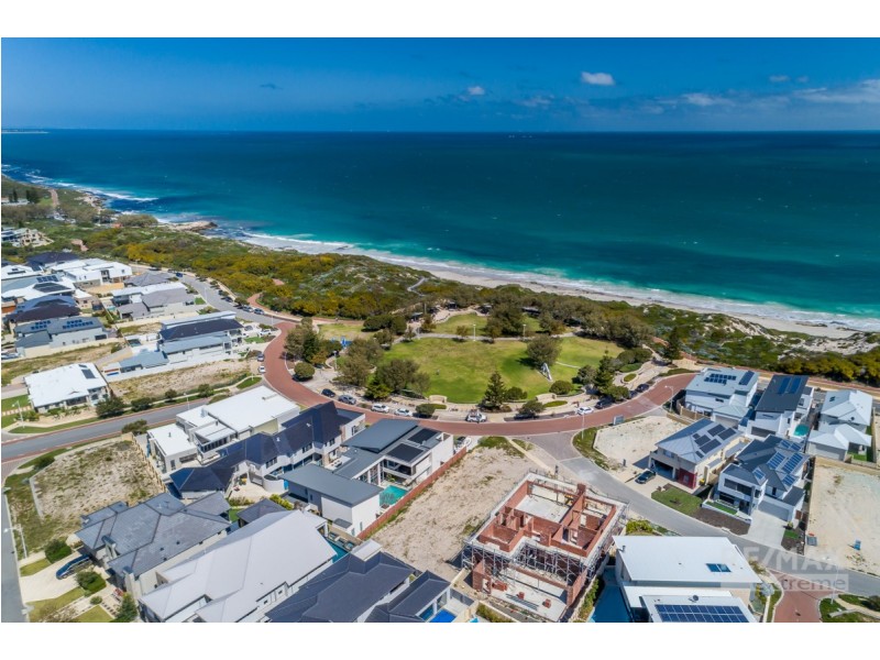 72 Beachside Drive, Burns Beach WA 6028