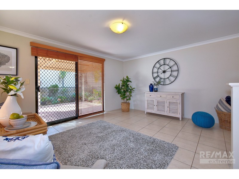 11 Shiralee Bend, Carramar WA 6031