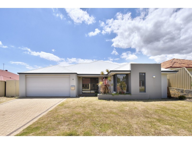 4 Kartner Road, Tapping WA 6065