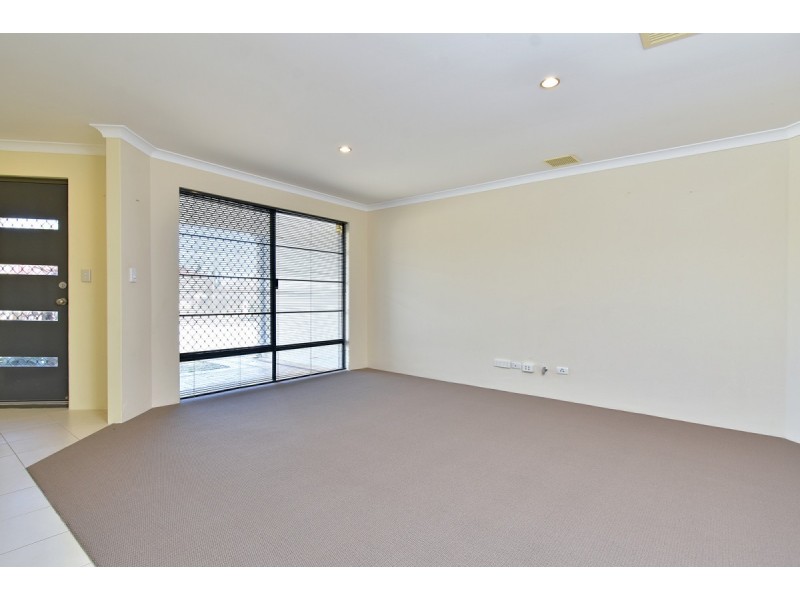 4 Kartner Road, Tapping WA 6065