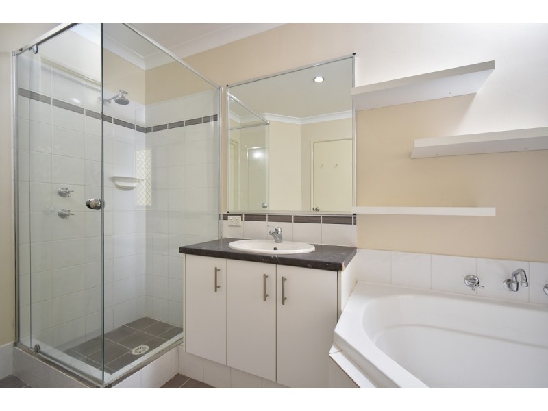 4 Kartner Road, Tapping WA 6065