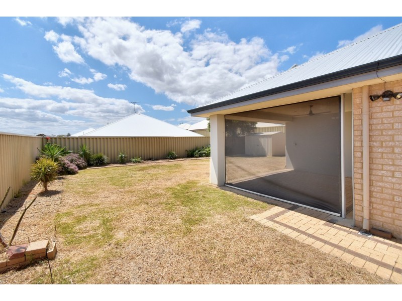 4 Kartner Road, Tapping WA 6065