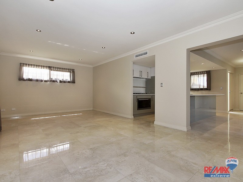 6/49 Discovery Circuit, Iluka WA 6028