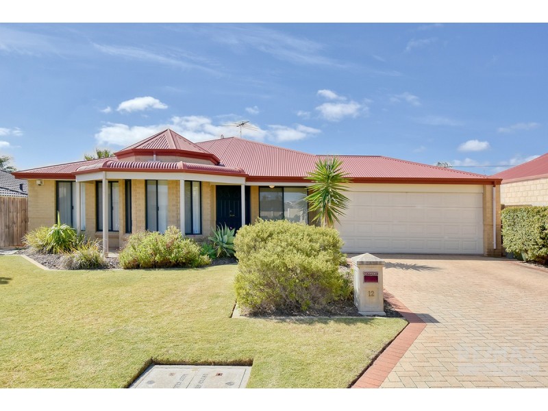 12 Crofton Cove, Mindarie WA 6030
